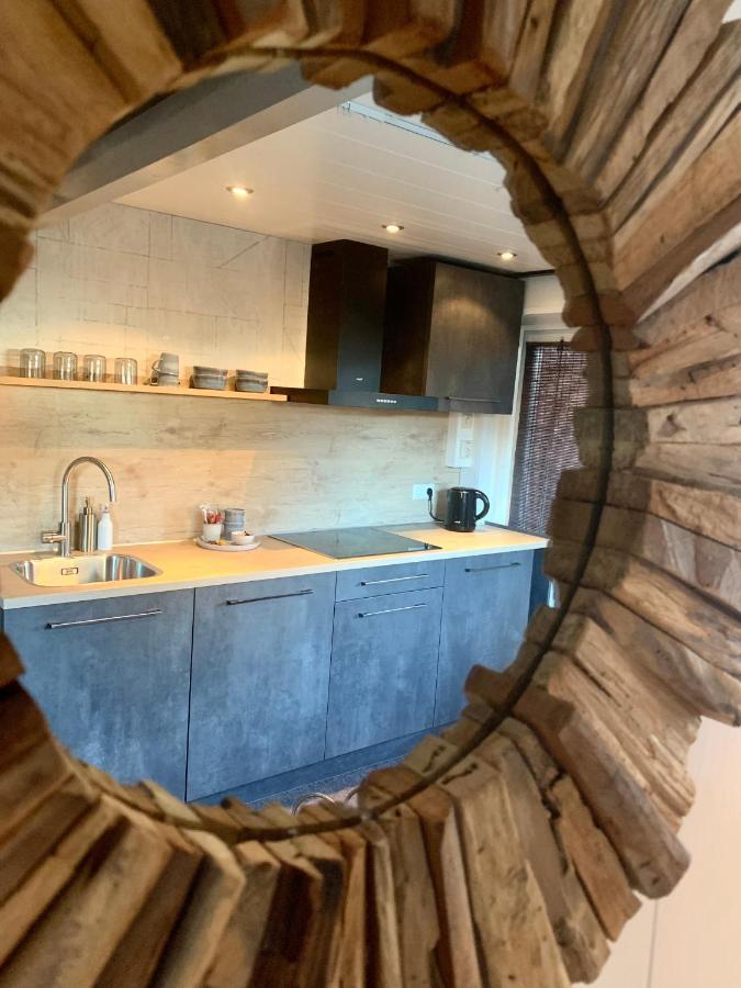Het Atelier, Sfeervolle B&B Compleet Appartement In Hartje Staphorst Exteriör bild
